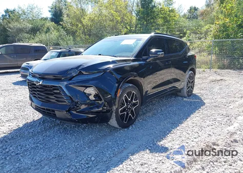 2023 Chevrolet Blazer Fwd Rs z USA, uszkodzony, nr VIN 3GNKBERS4PS230509